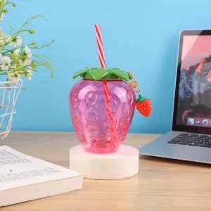 Tasse Fraise Cartoon avec Paille