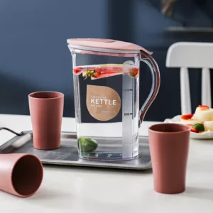 Grand pichet en plastique 1,5 L - 2,1 L