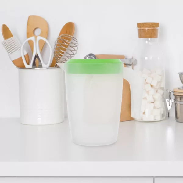 Pichet en Plastique avec Couvercle 1L – Image 3
